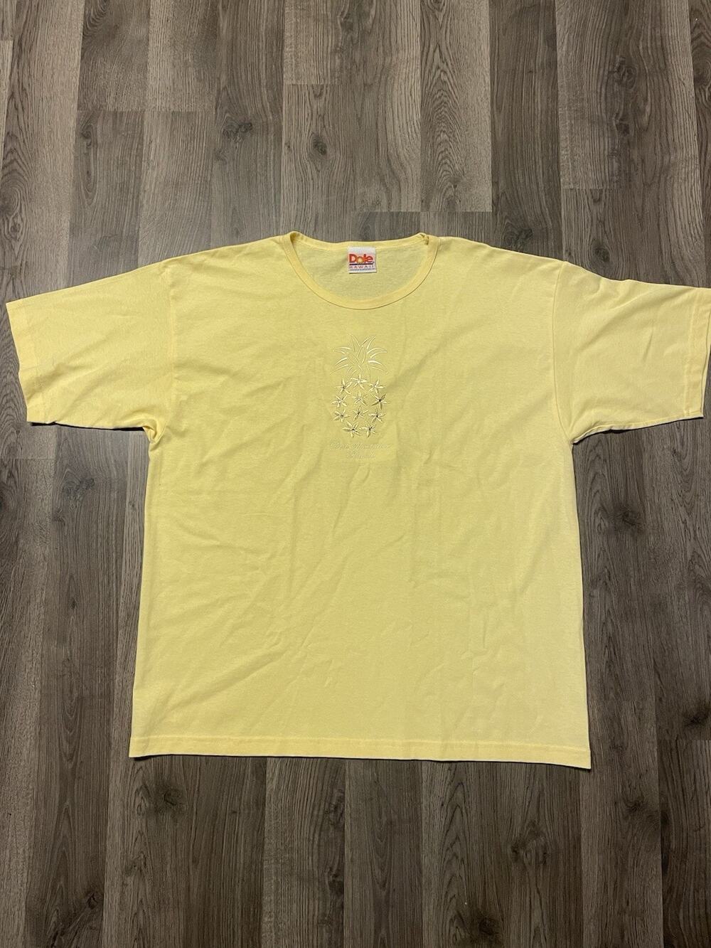 Vintage Dole Hawaii T Shirt XL Yellow Embroidered Pineapple Graphic Souvenir Tee